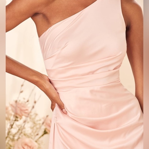 Blush Pink Satin One-Shoulder Maxi Dress - Picture 5 of 12